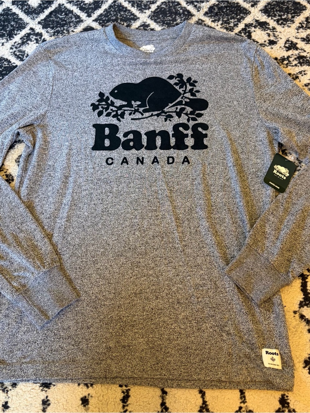 NWT Men’s XS Oversized Roots Banff Canada Long Sleeve Soft T-Shirt Charcoal Cozy